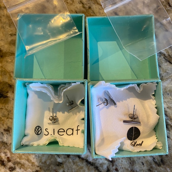 Sterling Silver Bar Earrings 2 sizes - Picture 7 of 10